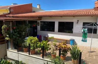Casa com 3 quartos à venda na Rua Bernardo Guimarães, 1515, Areias, São José