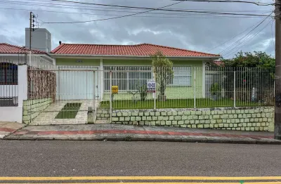 Casa a venda com 4 dormitórios, suite e edicula no jardim atlantico em florianópolis/sc