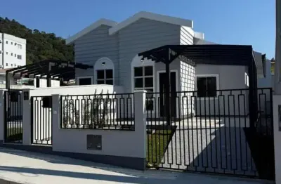 Casa com 3 quartos à venda em Fundos, Biguaçu 