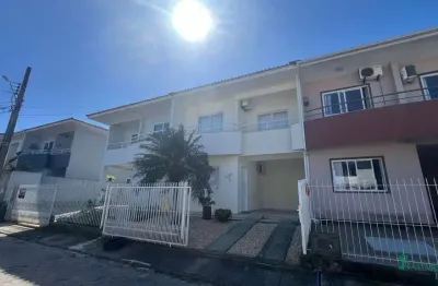 Casa com 3 quartos à venda no Ipiranga, São José 