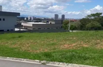 Terreno à venda no bairro Condomínio Residencial Fogaça em Jacareí/SP