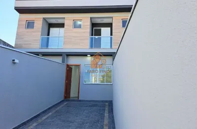 Sobrado novo à venda no jardim líbano, são paulo. 3 dormitórios, 1 suíte, 3 banheiros, churrasqueira, sacada, porcelanato e 90m²