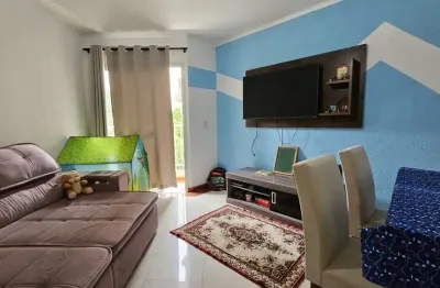 Apartamento de 2 quartos, sala com sacada, jardim marilu - taipas