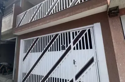 Casa à venda na Vila Nova Parada, São Paulo. 4 dormitórios, 1 suíte, 4 banheiros, 2 vagas de garagem