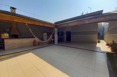 Casa à venda em santa bárbara d'oeste, jardim cândido bertini, com 3 quartos, com 188 m²