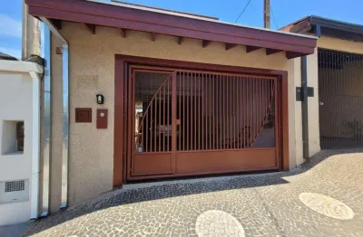 Casa à venda em santa bárbara d'oeste, loteamento planalto do sol, com 3 quartos, com 200 m²