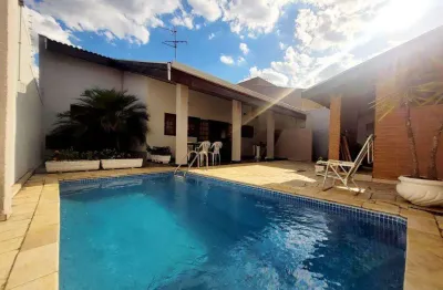 Casa à venda em americana, werner plaas, com 3 quartos, com 240.75 m²