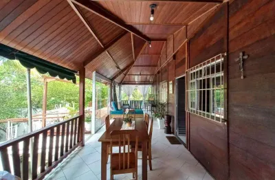 Casa à venda em americana, jardim são domingos, com 5 quartos, com 220 m²