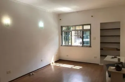 Sobrado a venda com edícula em vila fechada no miolo do ipiranga