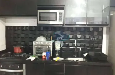 Terreno de 25m² com salão comercial na frente de 120m²,e possui mais 3 casas nos fundos,excelente para investimento,aceita proposta e permuta.