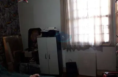 Sobrado no ipiranga com 2 dormitórios,1 suíte com sacada,sala,coznimha,área de serviço,quintal,1 vaga de garagem,aceita proposta,oportunidade.