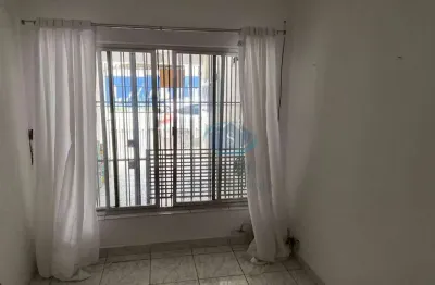 Sobrado para locação comercial, com 5 salas, localizado há 200m da estação santos imigrantes.