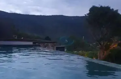 Sobrado com 3 dormitórios à venda, 192 m² por r$ 2.590.000,00 - cidade satélite - atibaia/sp