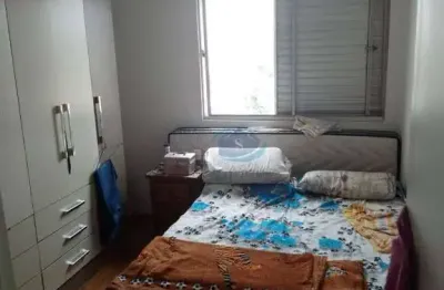 Apartamento de 2 dormitórios,sala 2 ambientes,62m²,boca de metrô,1 vaga de garagem,aceita proposta.
