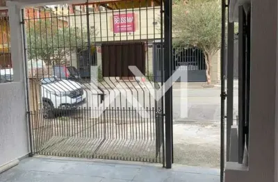 Casa com 100m²  , dois quartos, garagem e lavanderia para locação por r$ 1.700,00 - jardim das naçõ