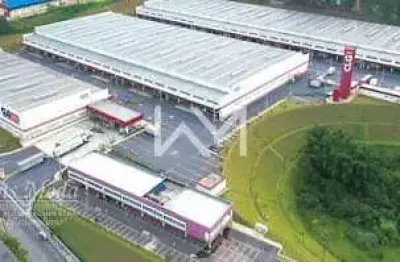 Galpão em condomínio fechado, sendo 2 módulos totalizando 3.659,04 metros quadrados no jardim presi