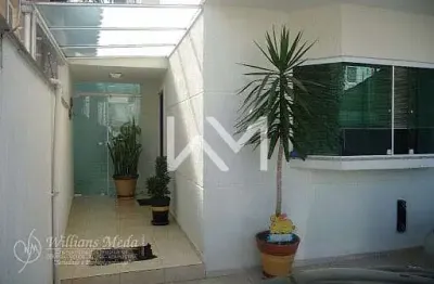 **oportunidade única! sobrado recém-reformado em localização privilegiada no jardim toscana  -  gua