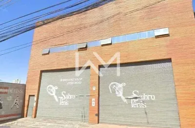 Galpão para locação ou quadra de esportes – localização privilegiada na vila galvão.