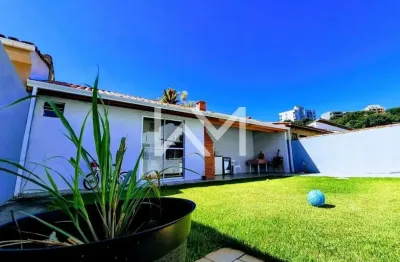 Casa térrea à venda em atibaia com 2 dormitórios e edícula  nos fundos  sp