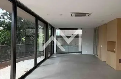 Casa à venda de 626m² de altíssimo padrão, cidade jardim, são paulo, sp