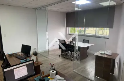 Sala com divisória, Climatizada para locação, Próximo ao Bosque Maia, Guarulhos , SP