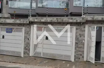 Sobrado à venda com 3 dormitórios, sendo 1 suíte, 4 banheiros, 4 vagas de garagem, 180m² , vila são