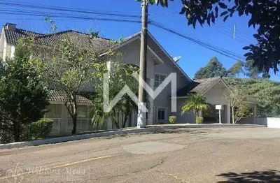 Sobrado 4 Dorm. Alto Padrão Cond. Fechado Suíça da Cantareira.