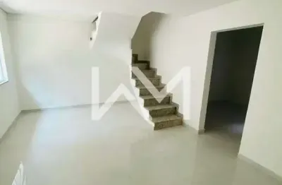 Sobrado no condomínio villagio garden 3 dorm. 2 vagas de garagem– 160 m²