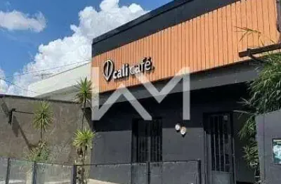 Casa para locação para fins comerciais de 200m², 3 banheiros, ótima localização, Jardim Maia, Guaru