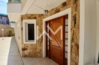 Sobrado cond. Fechado  para  locação  com 3 suítes, 5 vagas de garagem, 235m², Picanço, Guarulhos