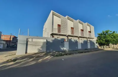 Alugo casa em condomínio no bairro eldorado/arianopoles com 2 quartos