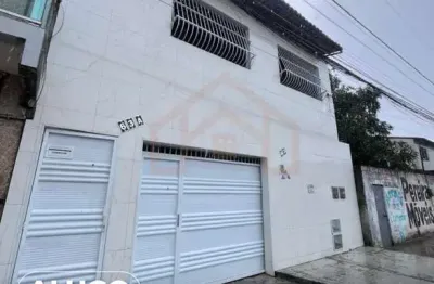 Alugo casa no 1º andar no bairro arianopoles com 2 quartos