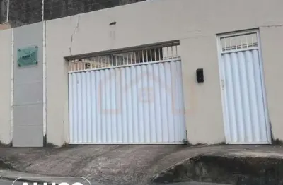 Alugo apartamento em condomínio no parque potira com 3 quartos