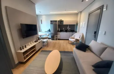 Flat com 1 quarto para alugar em Meia Praia, Itapema 