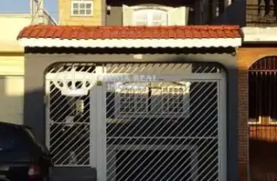 Sobrado com 03 dorms sendo 01 suíte, 05 vagas no pqe boturussu