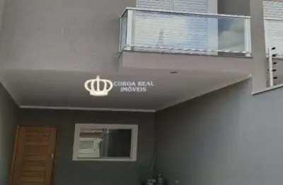 Sobrado frontal com sacada com 3 quartos 1suíte 2 vgs na vl nhocuné