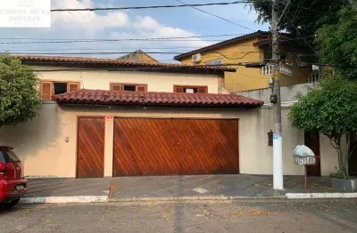 Imperdível oportunidade de adquirir casa de 3 quartos na cidade patriarca, são paulo-sp: 1 suíte, 1 sala, 4 banheiros, 6 vagas e 279m².