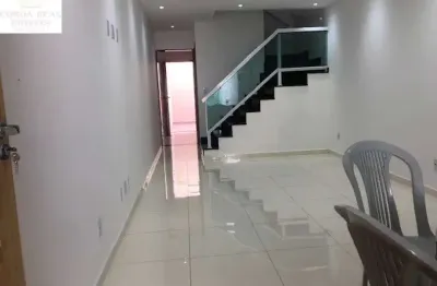 Ótimo sobrado com 3 dormitórios 1 suíte a poucos minutos do metrô patriarca