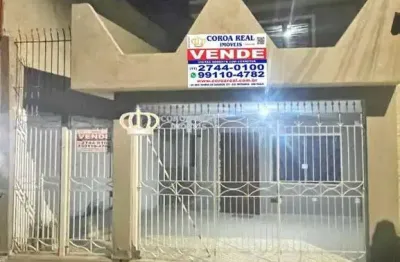 Sobrado reformado,  ponte rasa, 03 dormitórios, sendo um suite, um closed, sala, copa, cozinha 02 vagas