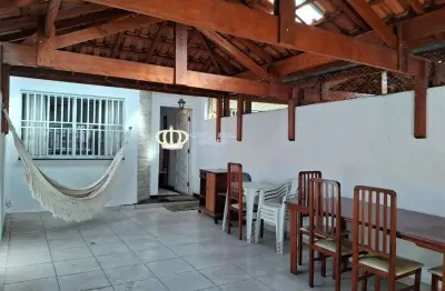 Sobrado com 3 suítes e 02 vagas para venda bairro jardim maringa
