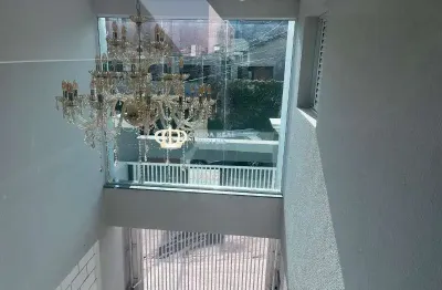 Apartamento a venda com ampla varanda na patriarca pronto para morar