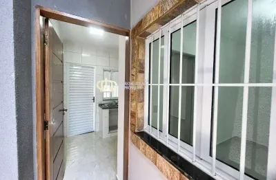 Casa para locação em São Paulo-SP, Cidade Patriarca: 1 quarto, 1 sala, 1 banheiro, 45m² de área. Encontre seu lar perfeito!