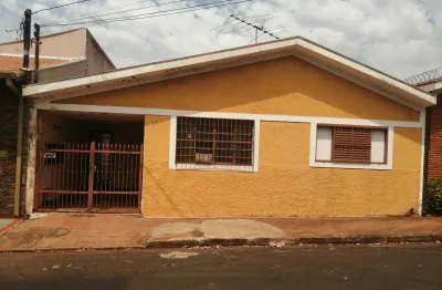 Casa excelente localização, não aceita financiamento