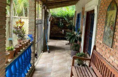 Chácara com 2 dormitórios à venda, 1970 m² por r$ 600.000 - guamirim - caçapava/sp