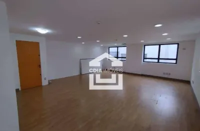 Conjunto comercial com 55 m² de área útil, 1 sala em vão livre, 2 banheiros e 1 vaga de garagem, localizado no Jardim Paulista.