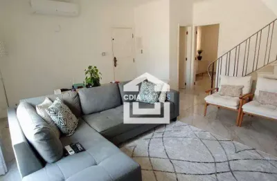 Sobrado à venda com 3 dormitórios, 3 banheiros e 2 vagas de garagem. localizado na saúde.