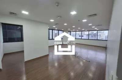 Conjunto comercial com 10 salas, 5 banheiros e 8 vagas de garagem, localizado na bela vista.