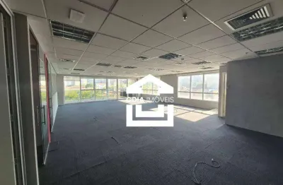 Conjunto comercial para locação com 10 salas, 4 banheiros e 16 vagas de garagem, localizado em pinheiros.