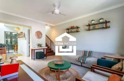 Sobrado com 3 dormitórios sendo 1 suíte, 2 banheiros, lavabo e 1 vaga de garagem, localizado na vila romana.