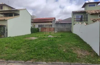 Lote  plano à venda com vista mar no condomínio dos pássaros